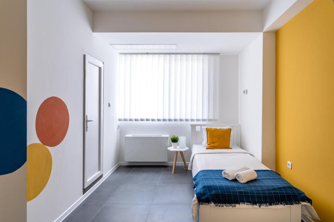Kostovski Rooms-Near E75 To Greece Veles Exterior foto